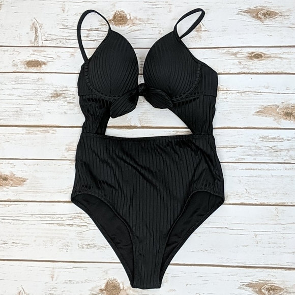 Shade & Shore Other - Shade & Shore Black Ribbed Monokini One Piece Swim